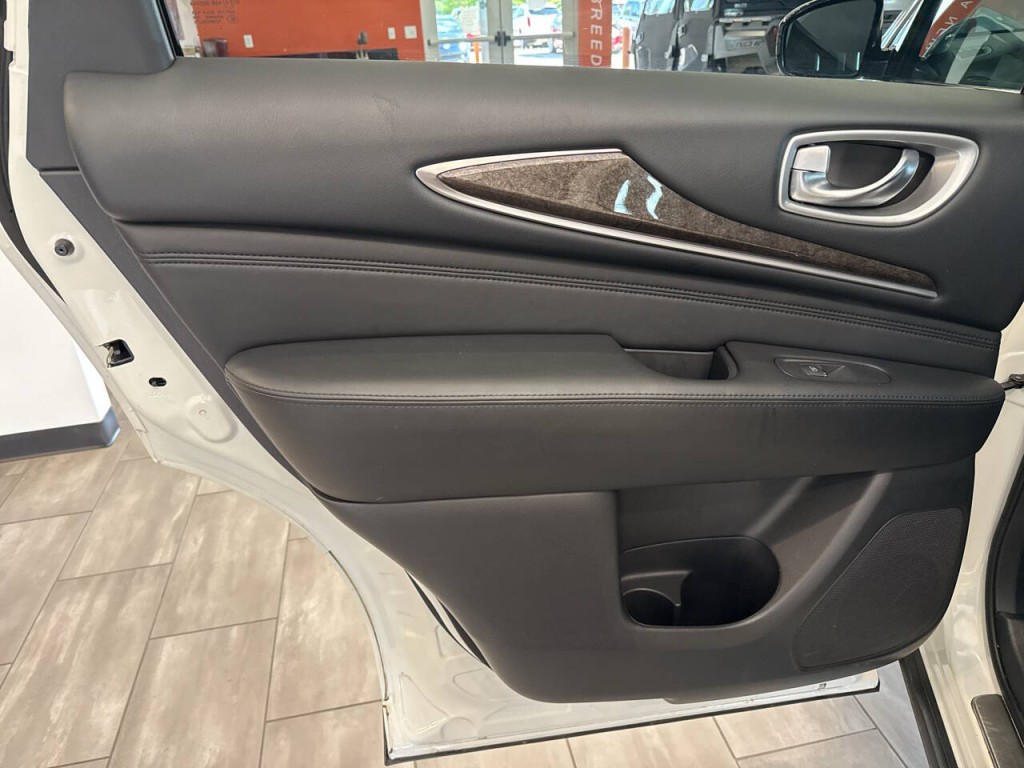 2015 INFINITI QX60 Image 27