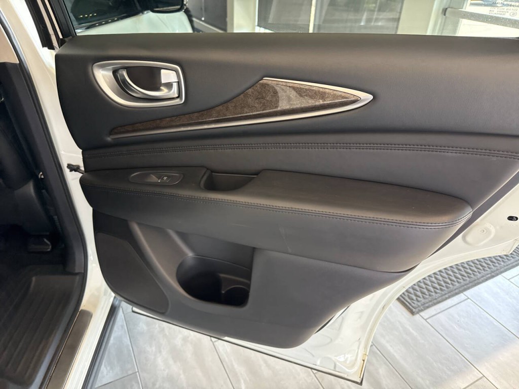 2015 INFINITI QX60 Image 39