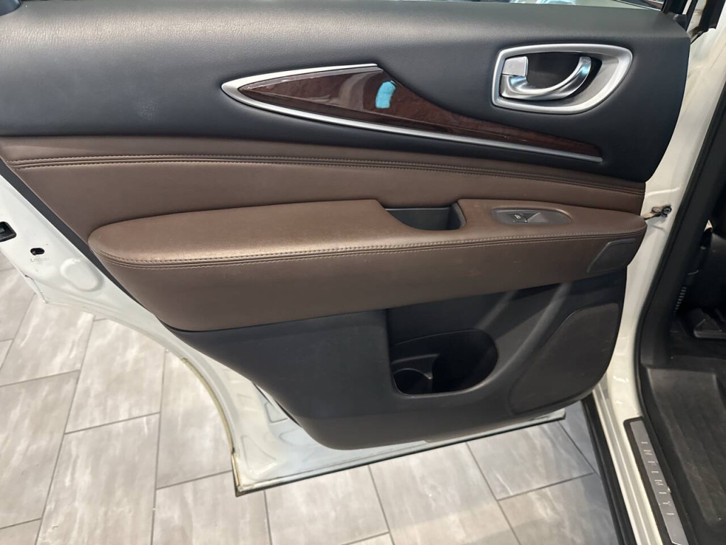 2015 INFINITI QX60 Image 31
