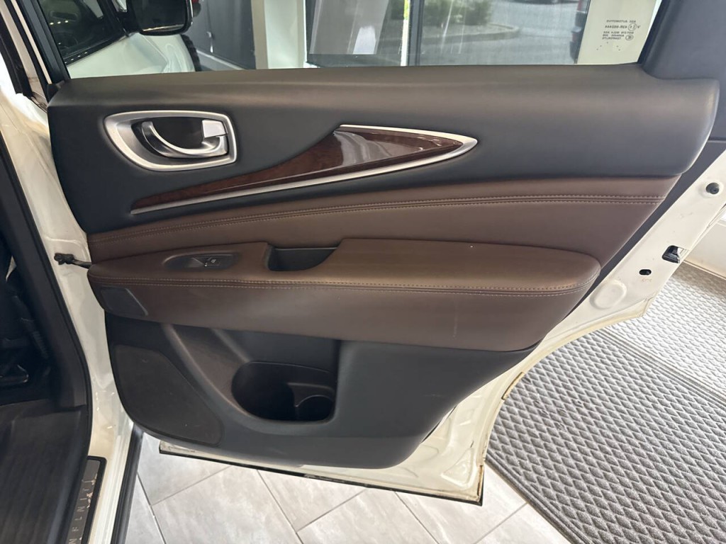 2015 INFINITI QX60 Image 38