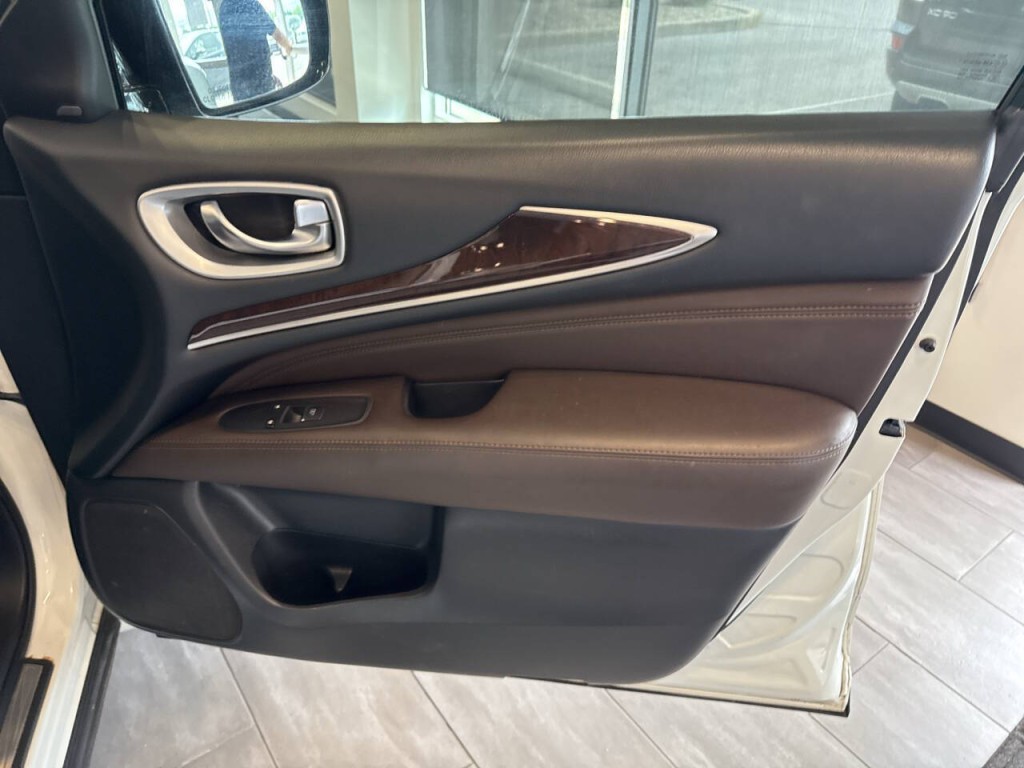 2015 INFINITI QX60 Image 41