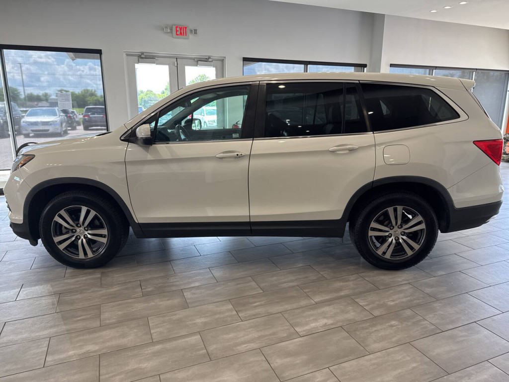 2017 Honda Pilot Image 4