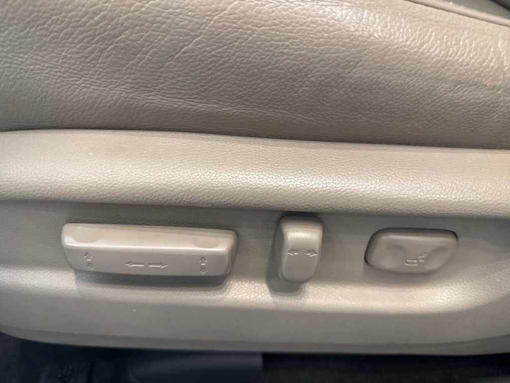 2017 Honda Pilot Image 15