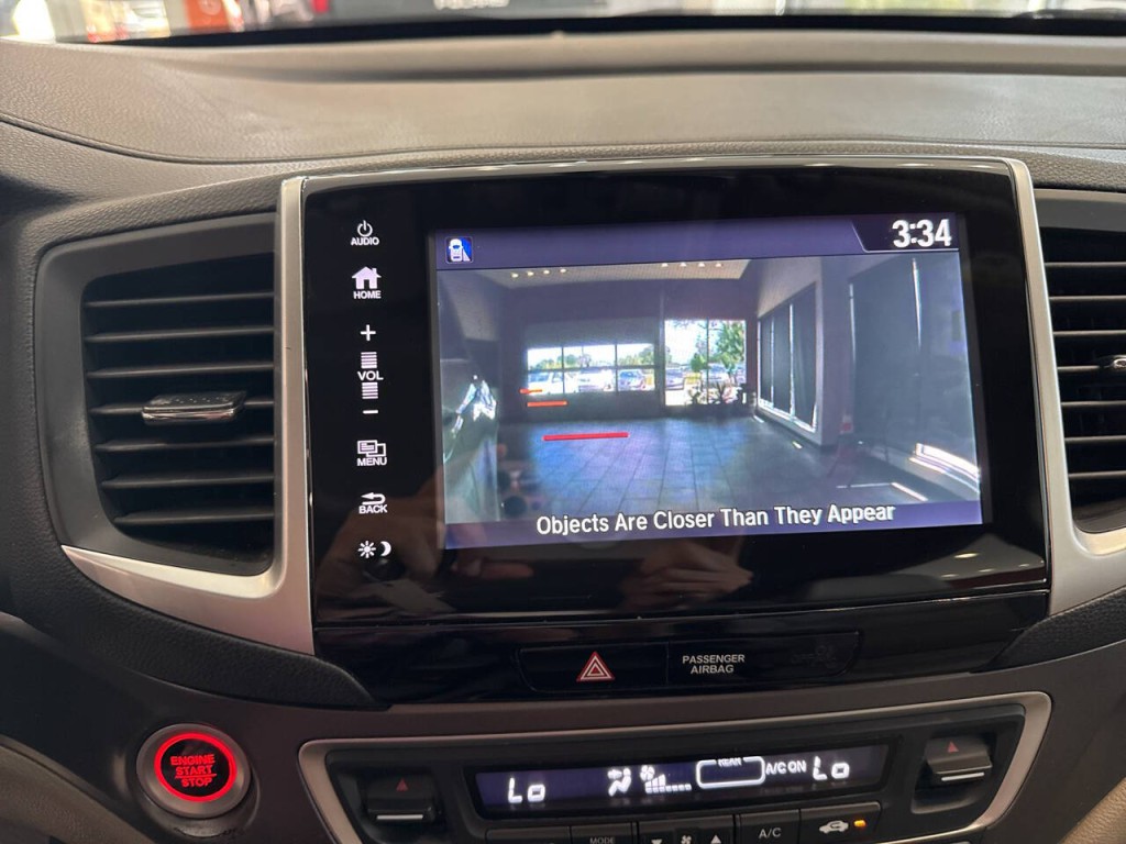 2017 Honda Pilot Image 22
