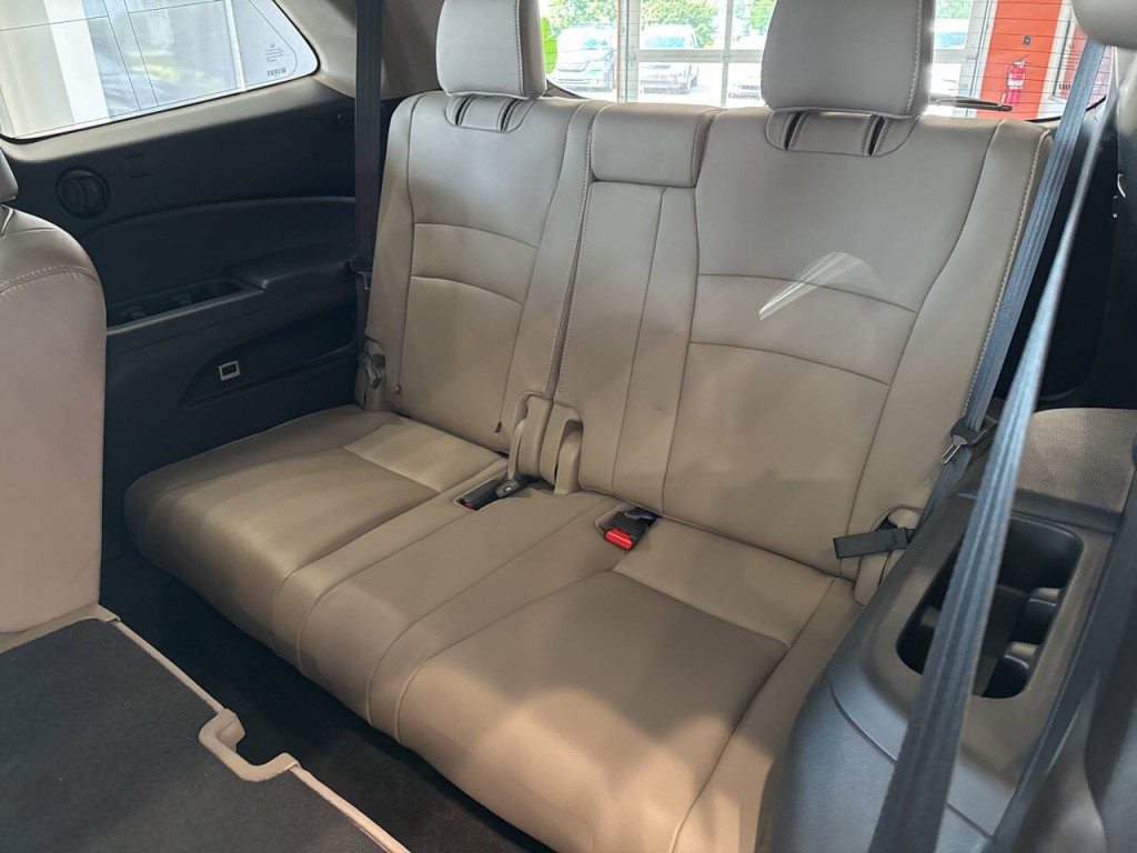 2017 Honda Pilot Image 27