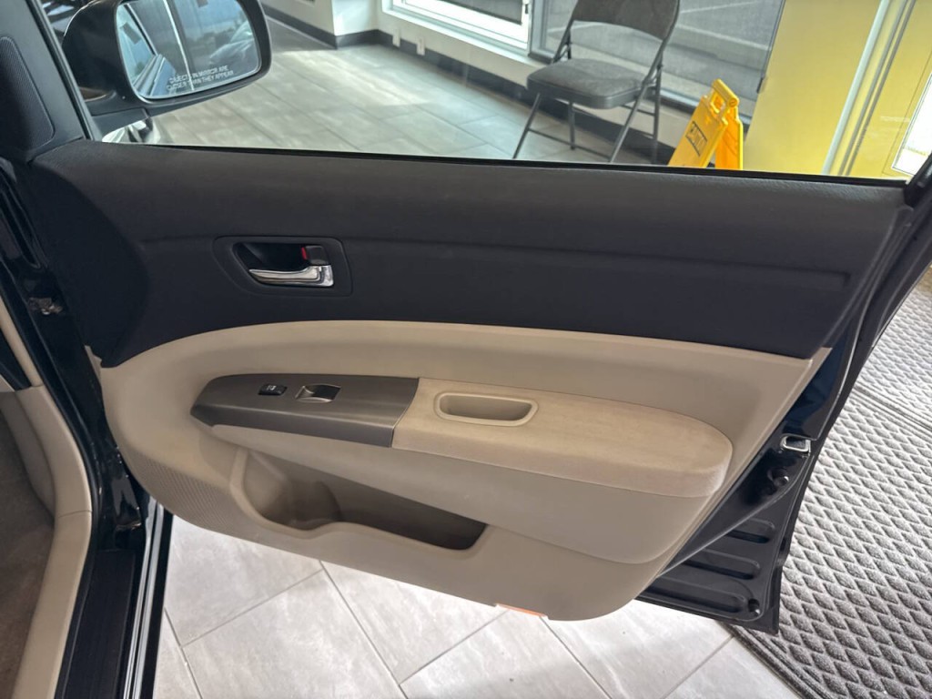 2008 Toyota Prius Image 32