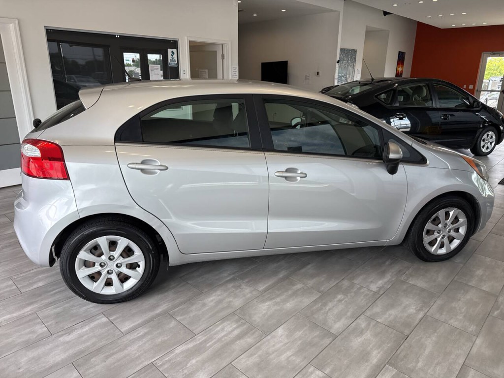 2013 Kia Rio Image 8