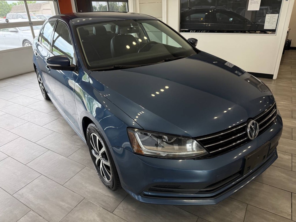 2017 Volkswagen Jetta Image 9