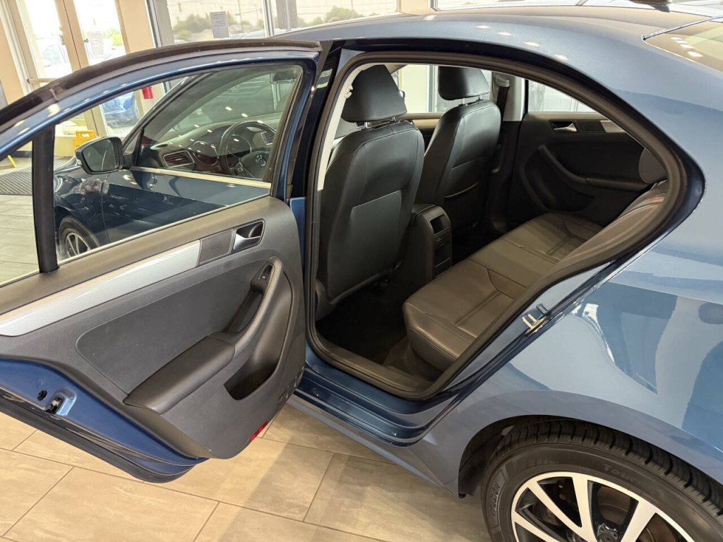 2017 Volkswagen Jetta Image 23