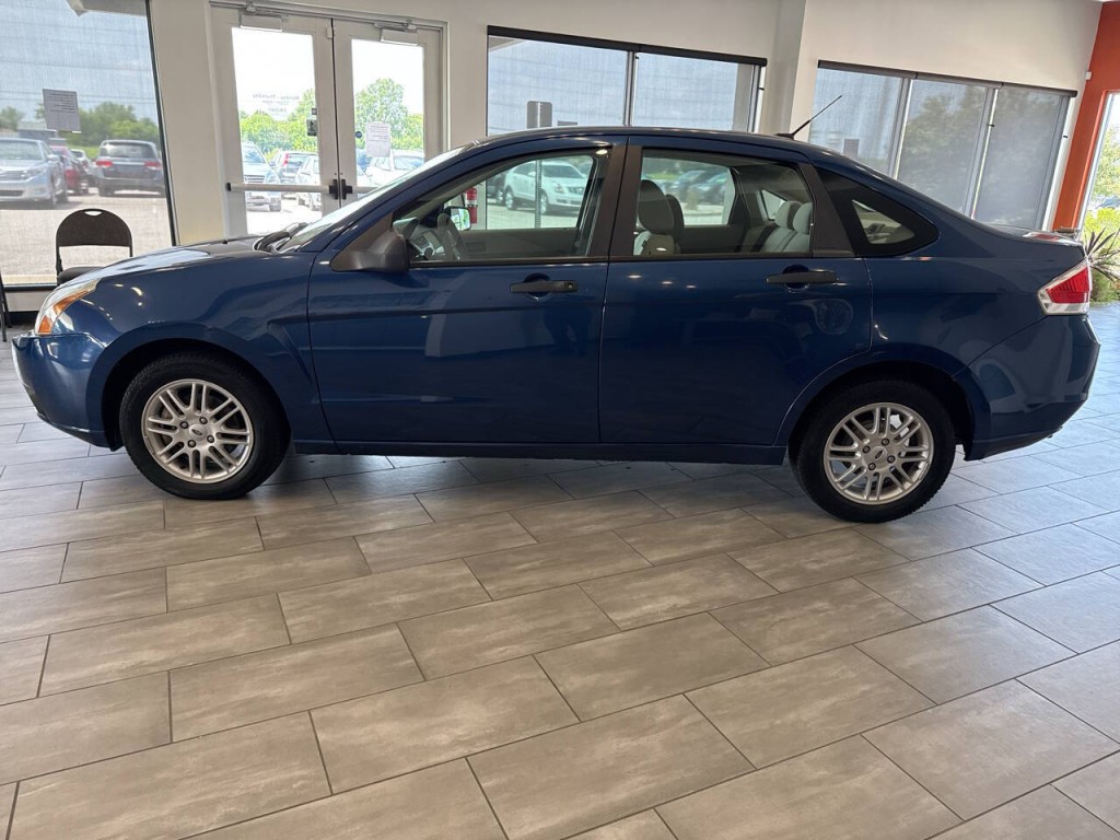 2009 Ford Focus Image 4