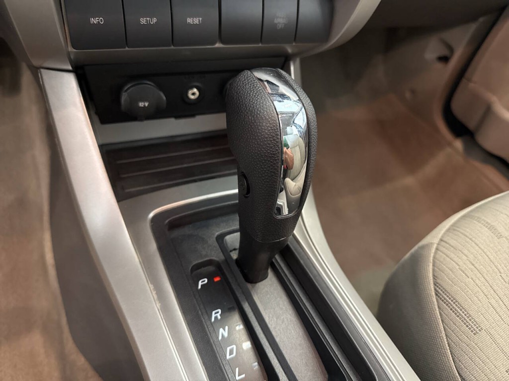 2009 Ford Focus Image 22