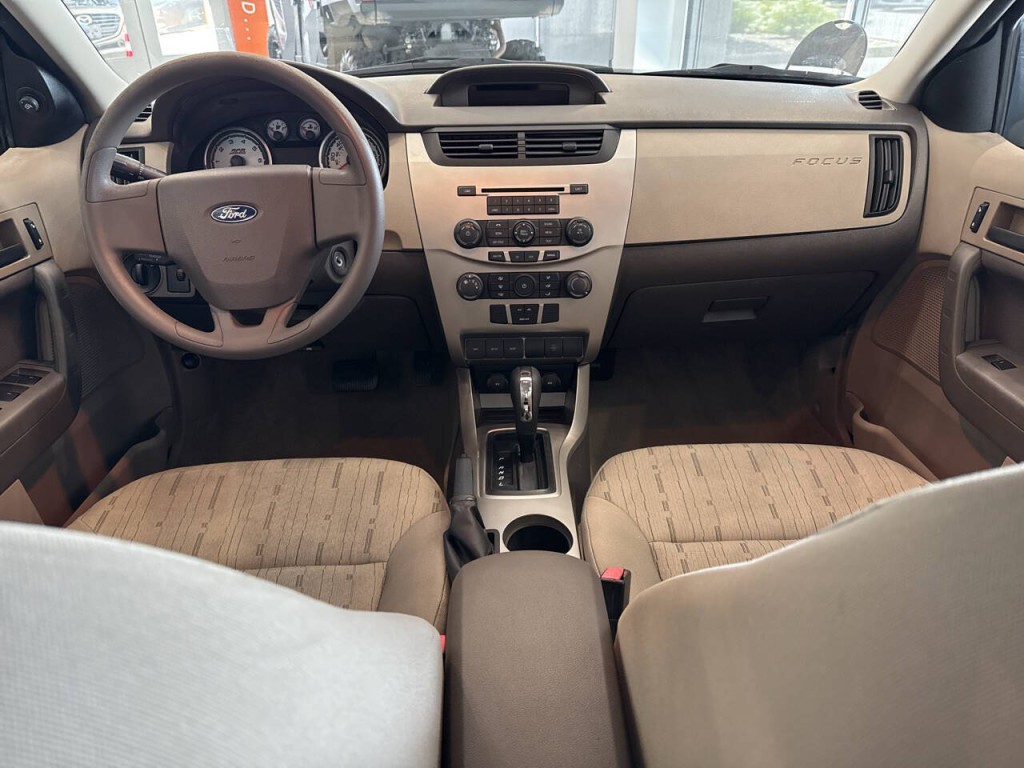 2009 Ford Focus Image 29