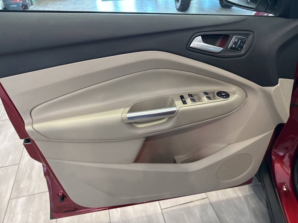 2016 Ford Escape Image 13