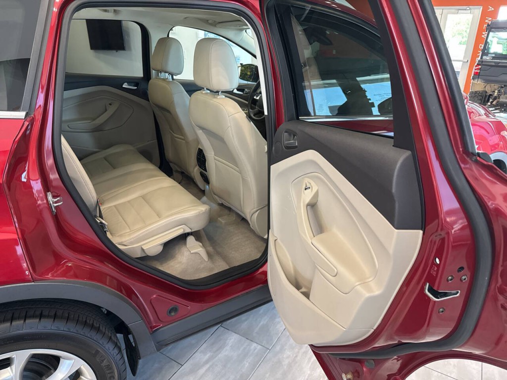 2016 Ford Escape Image 31