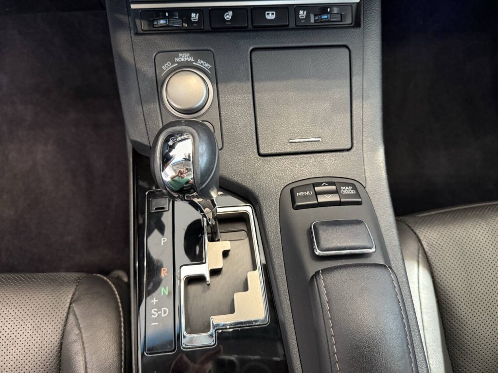 2014 Lexus ES 300 Image 25