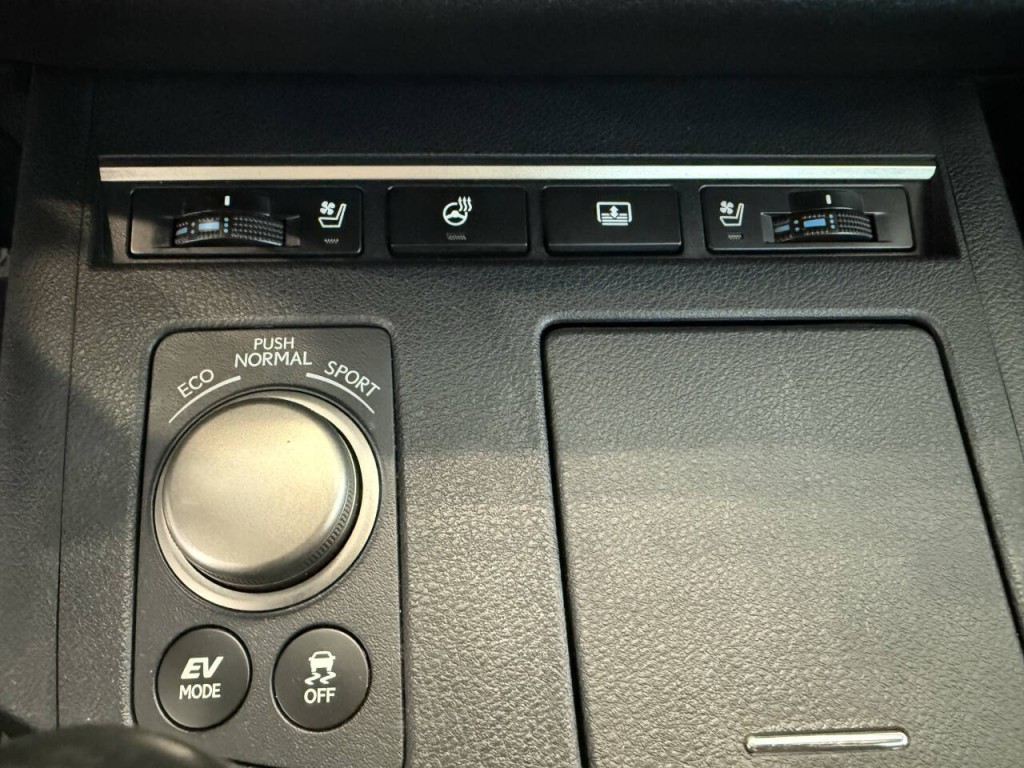 2014 Lexus ES 300 Image 26