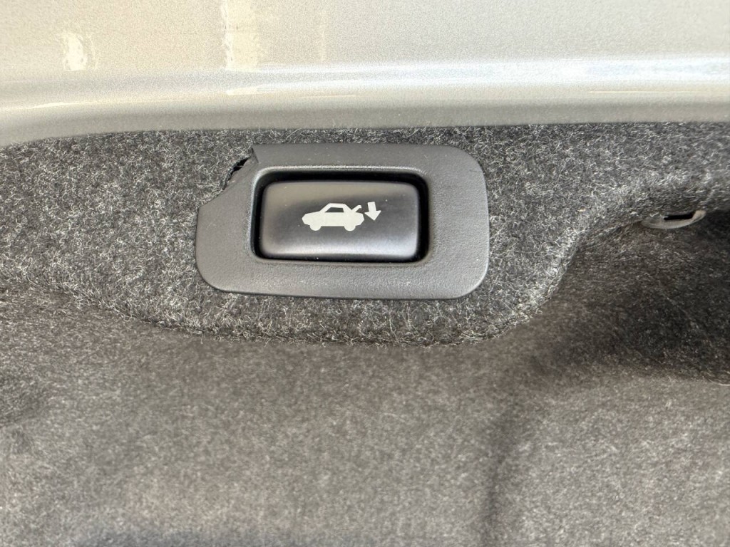 2014 Lexus ES 300 Image 44
