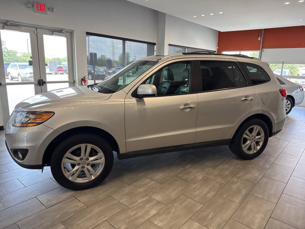 2011 Hyundai Santa Fe Image 4