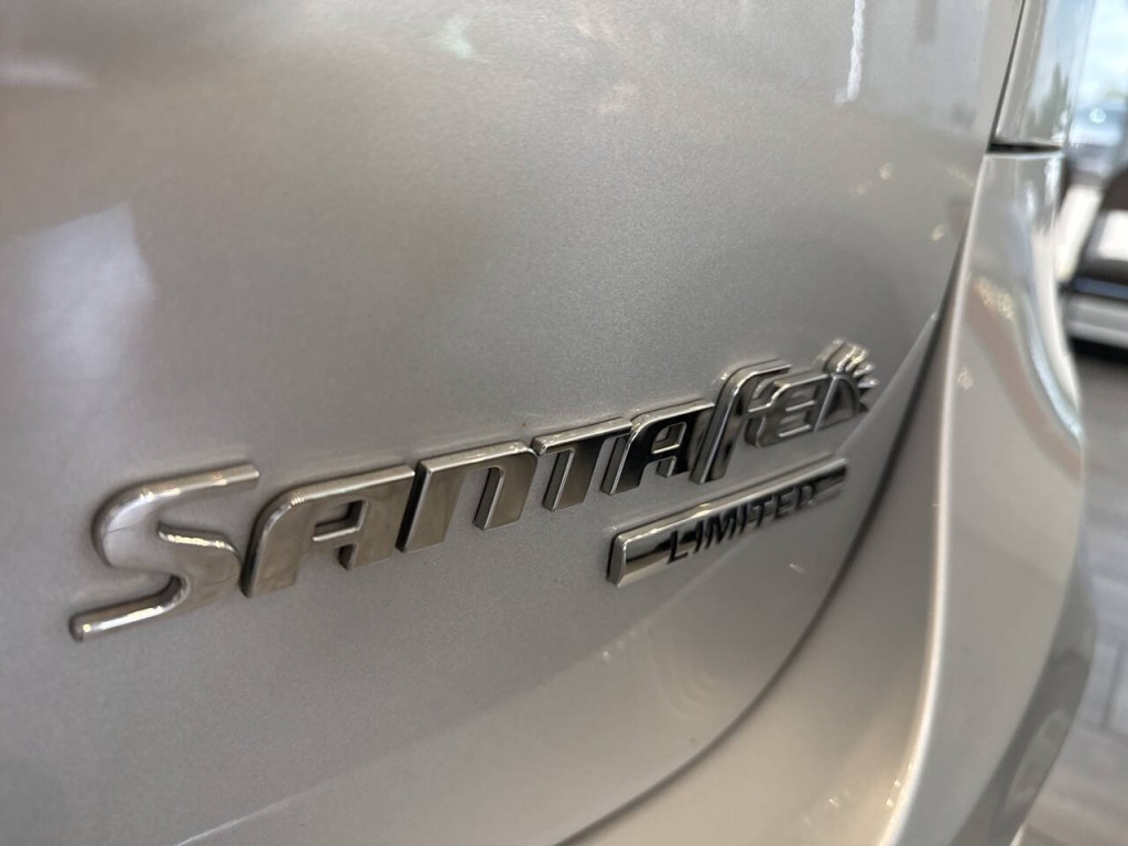 2011 Hyundai Santa Fe Image 7