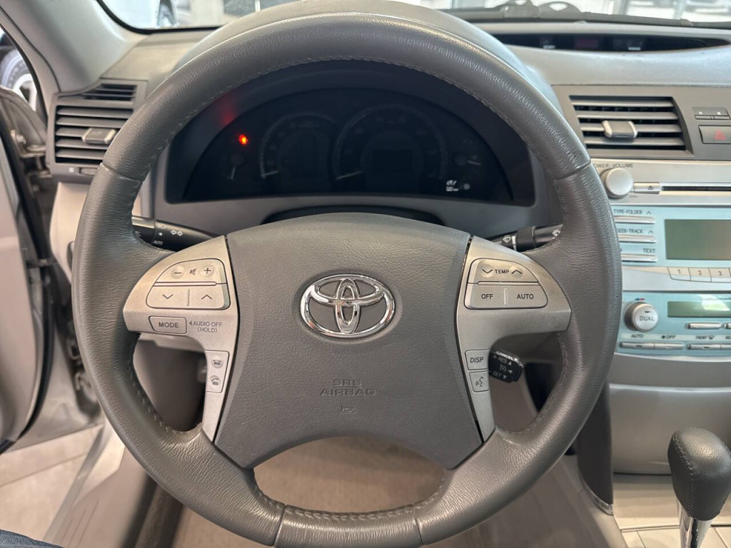 2007 Toyota Camry Image 18