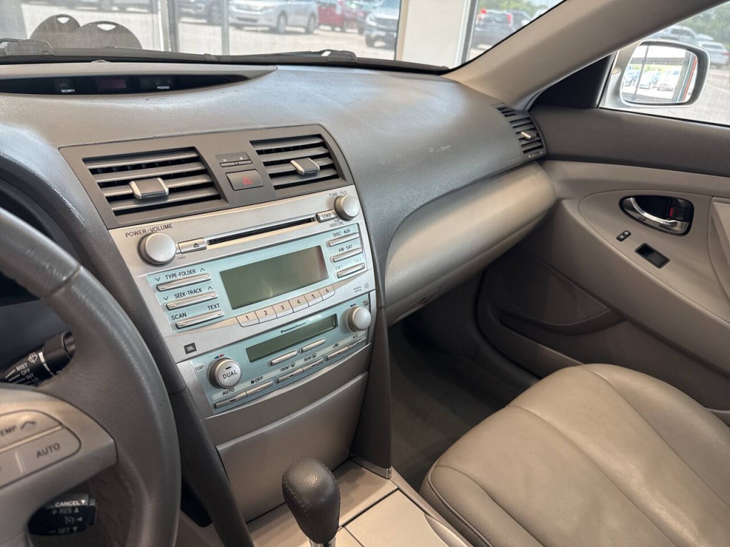 2007 Toyota Camry Image 21