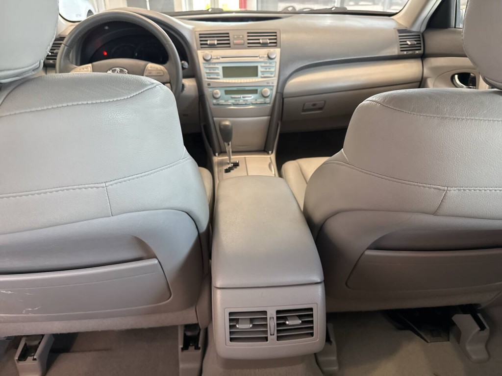 2007 Toyota Camry Image 28