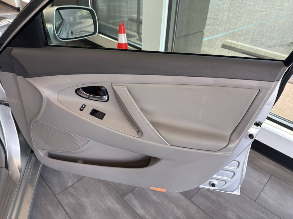 2007 Toyota Camry Image 35
