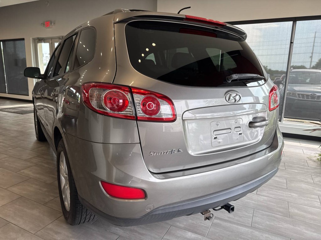 2012 Hyundai Santa Fe Image 4