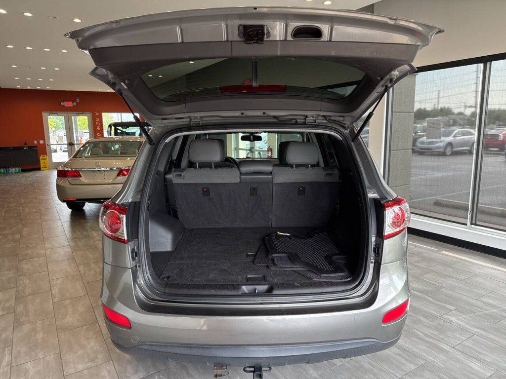 2012 Hyundai Santa Fe Image 26
