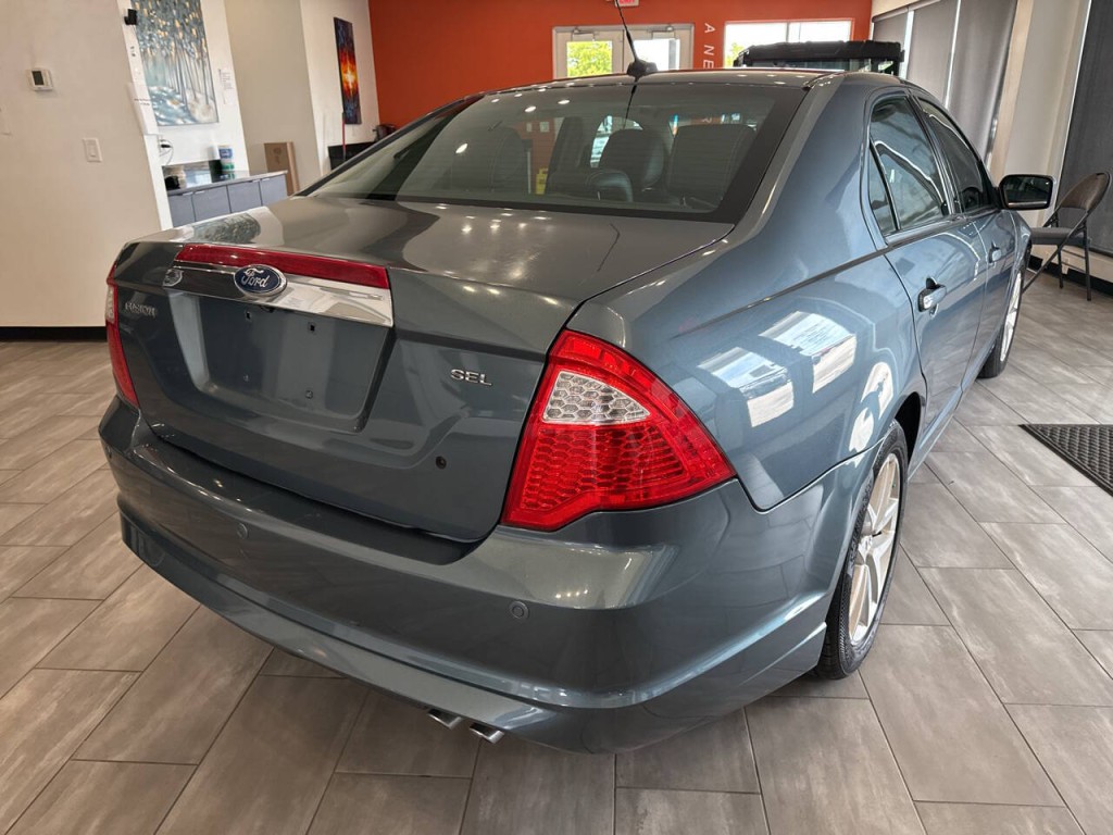 2011 Ford Fusion Image 7