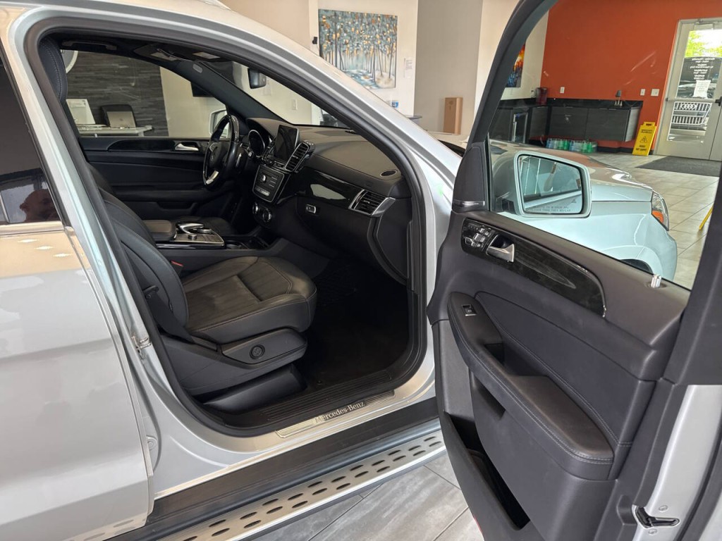 2018 Mercedes-Benz GLS-Class Image 37