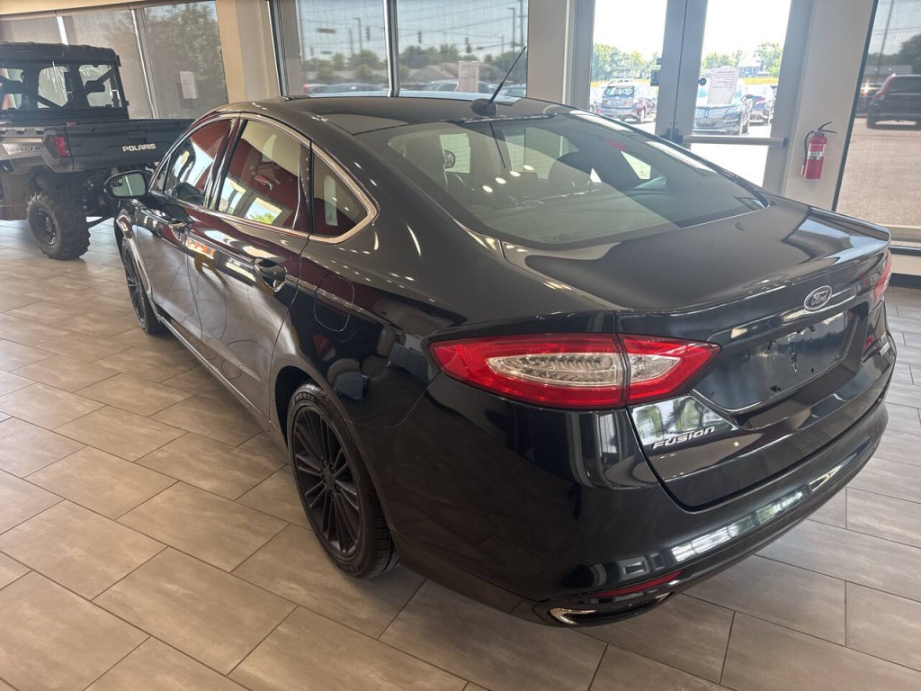 2014 Ford Fusion Image 10