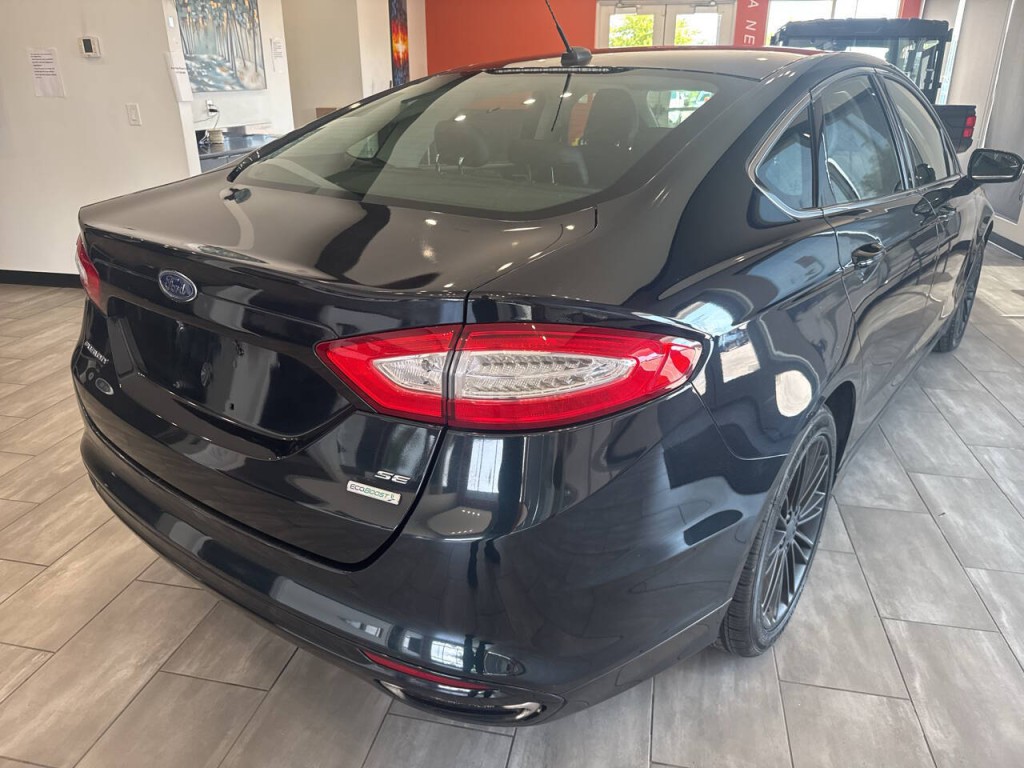 2014 Ford Fusion Image 12