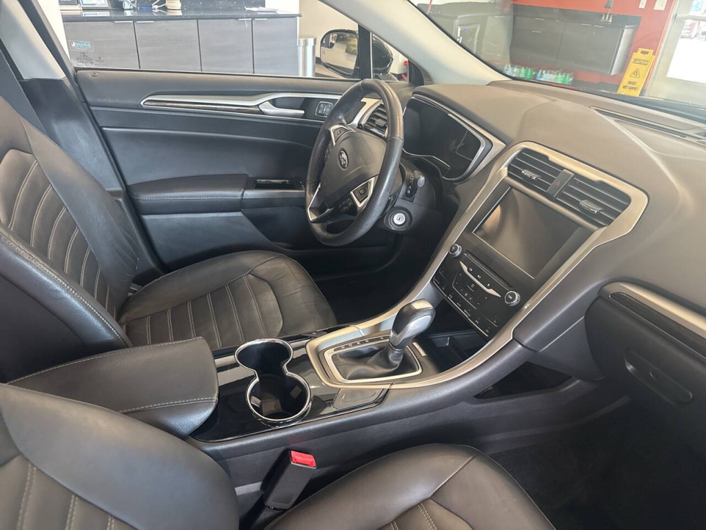 2014 Ford Fusion Image 21