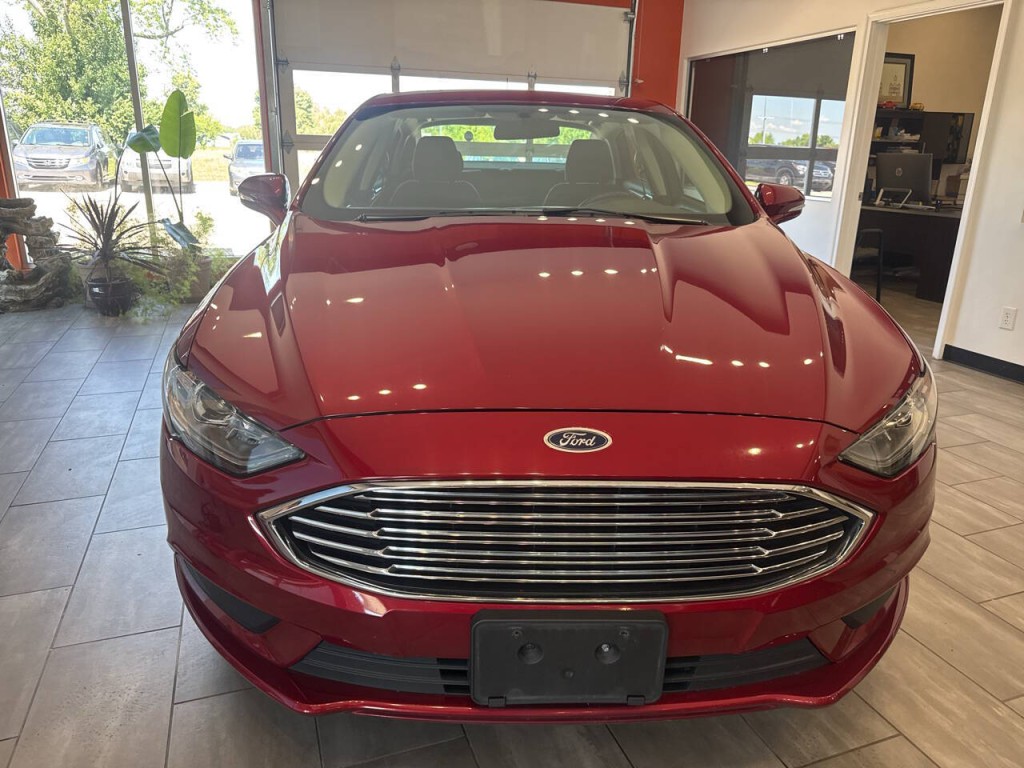 2017 Ford Fusion Image 5