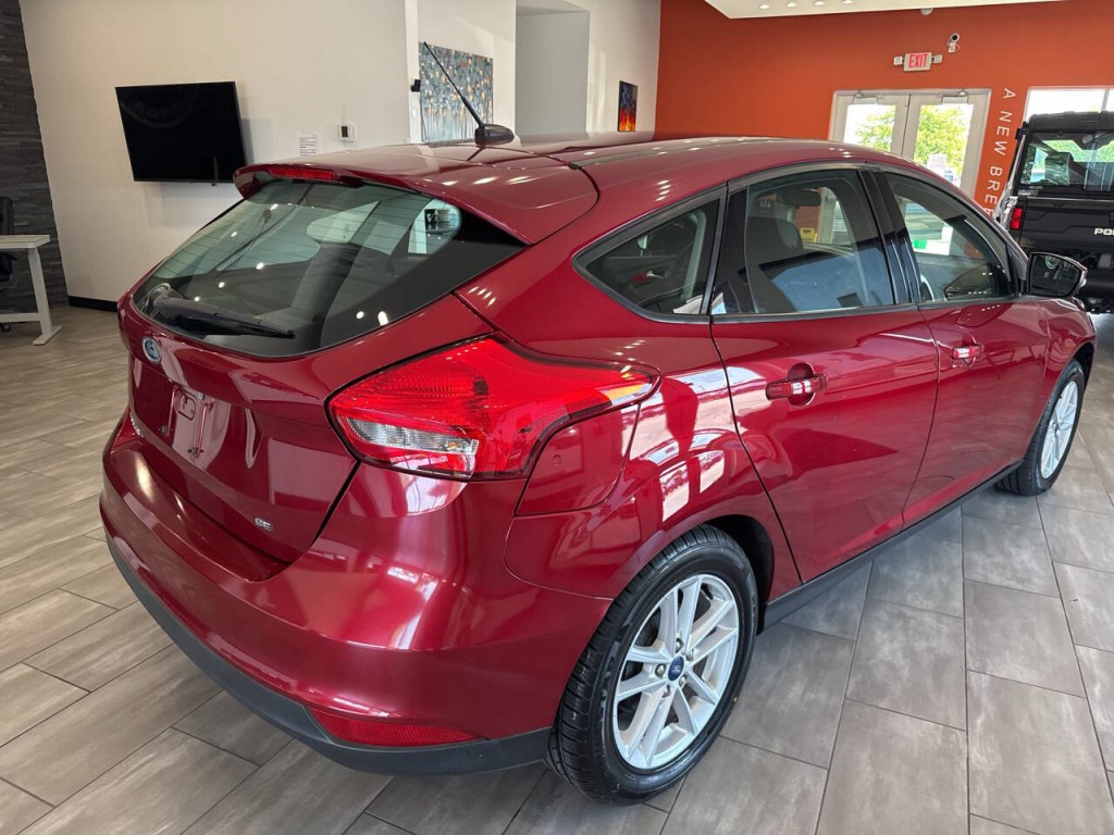 2017 Ford Focus Image 13