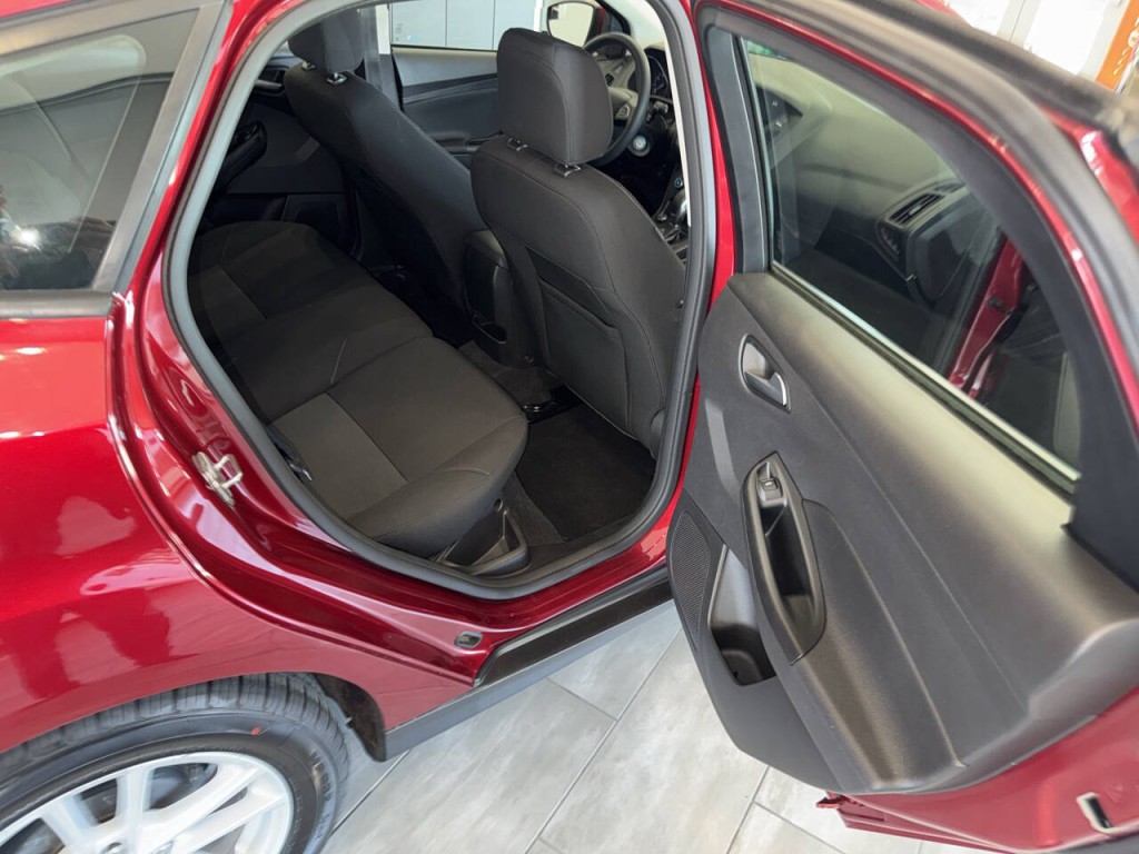 2017 Ford Focus Image 22