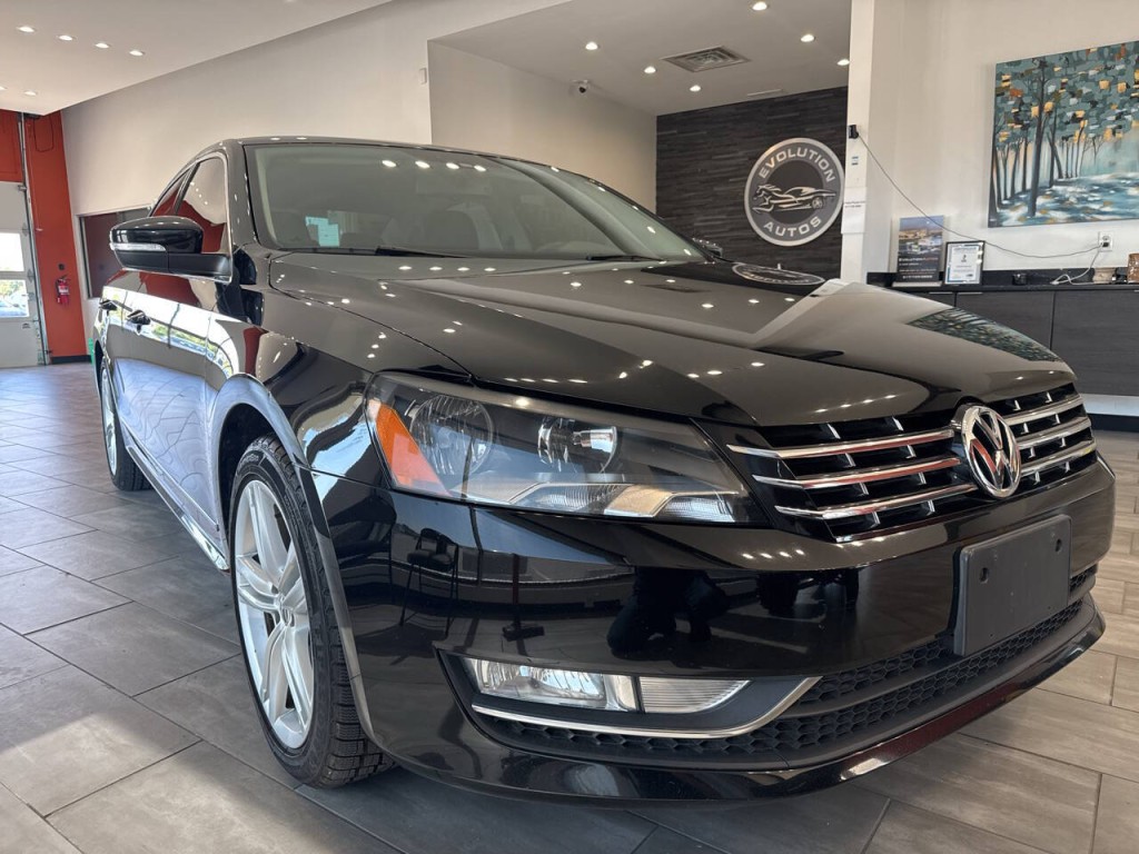 2014 Volkswagen Passat Image 2