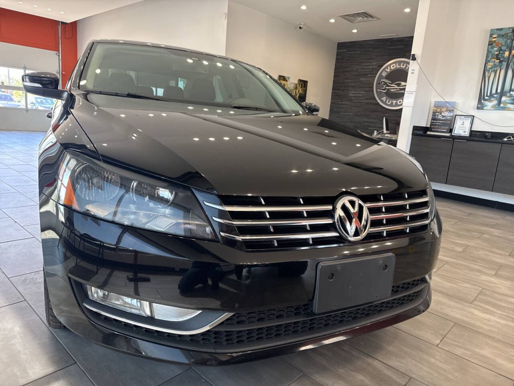 2014 Volkswagen Passat Image 4