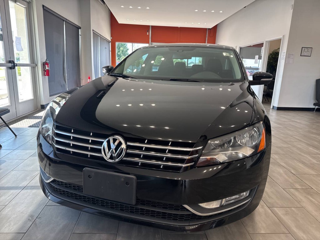 2014 Volkswagen Passat Image 6