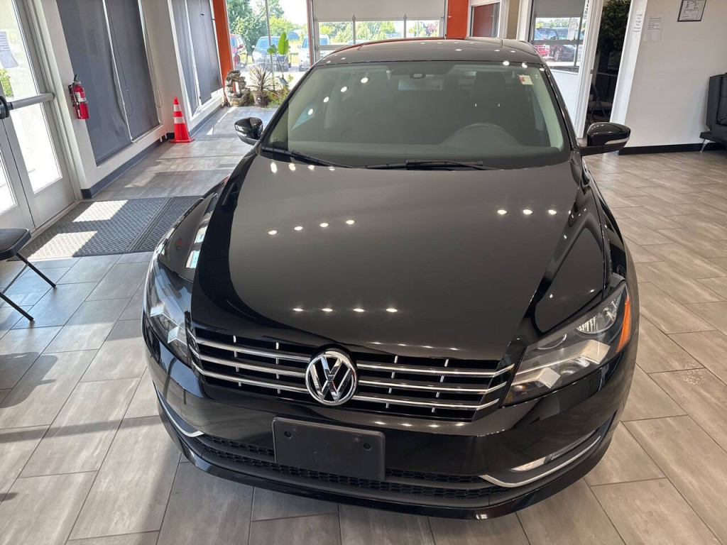 2014 Volkswagen Passat Image 7