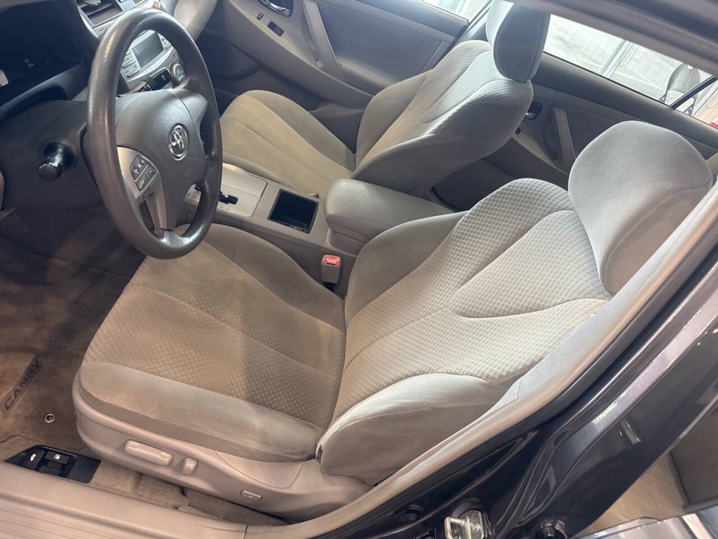 2007 Toyota Camry Image 21