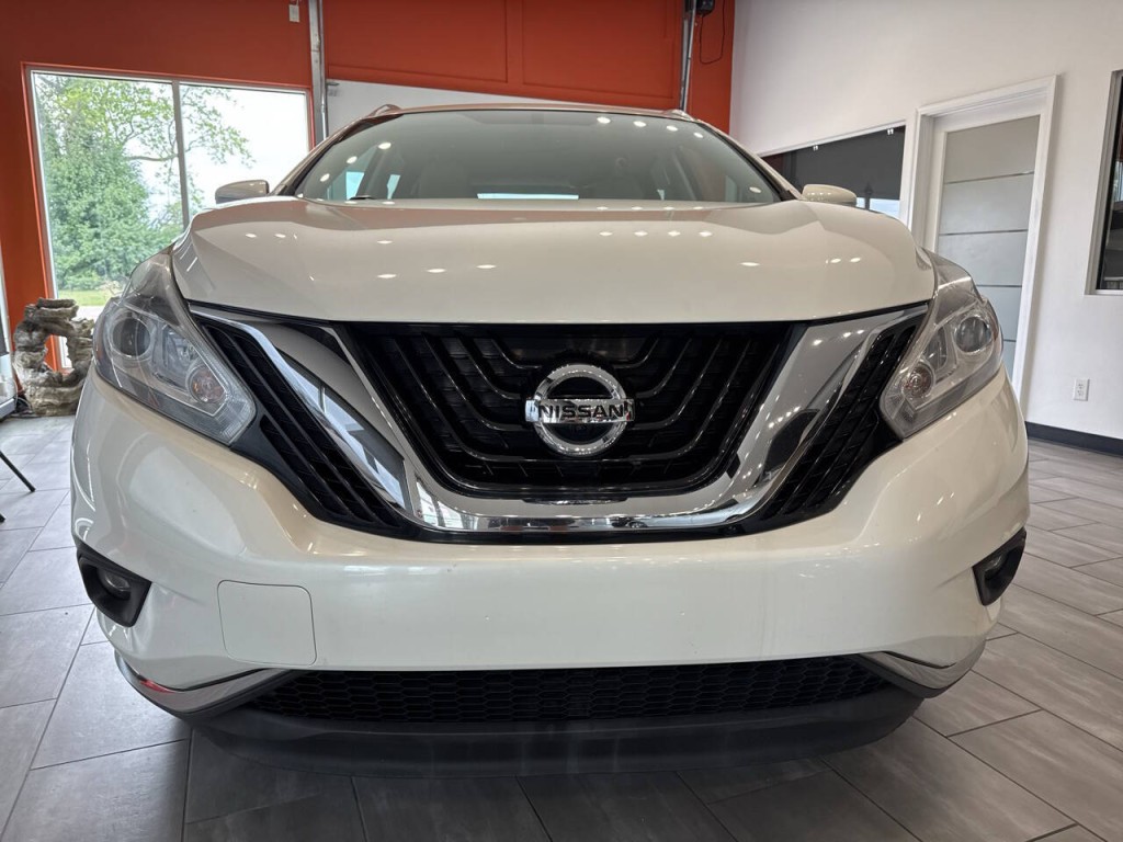 2015 Nissan Murano Image 2