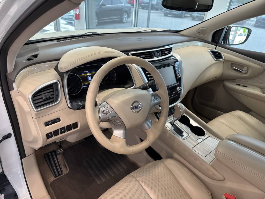 2015 Nissan Murano Image 16