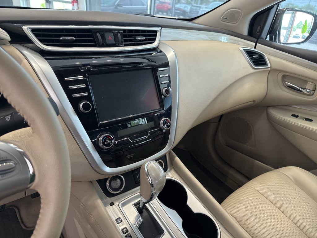 2015 Nissan Murano Image 18