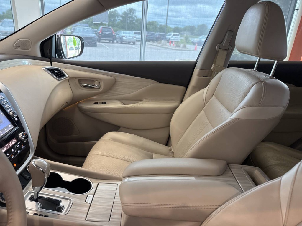 2015 Nissan Murano Image 25