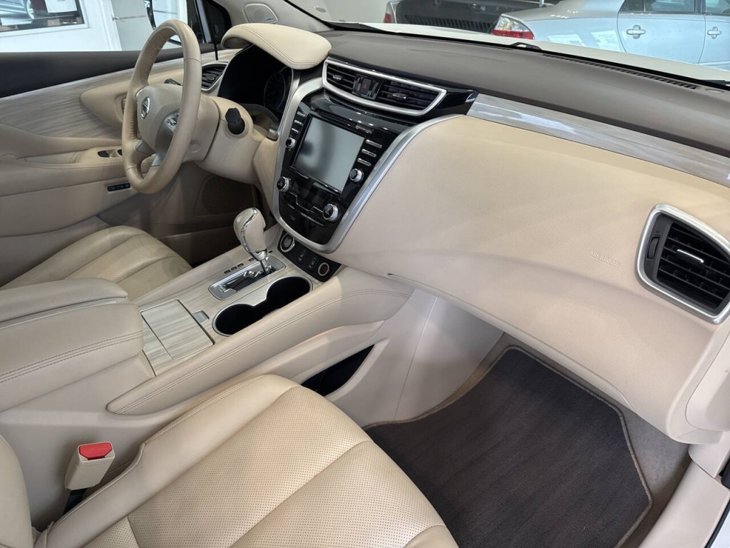2015 Nissan Murano Image 40