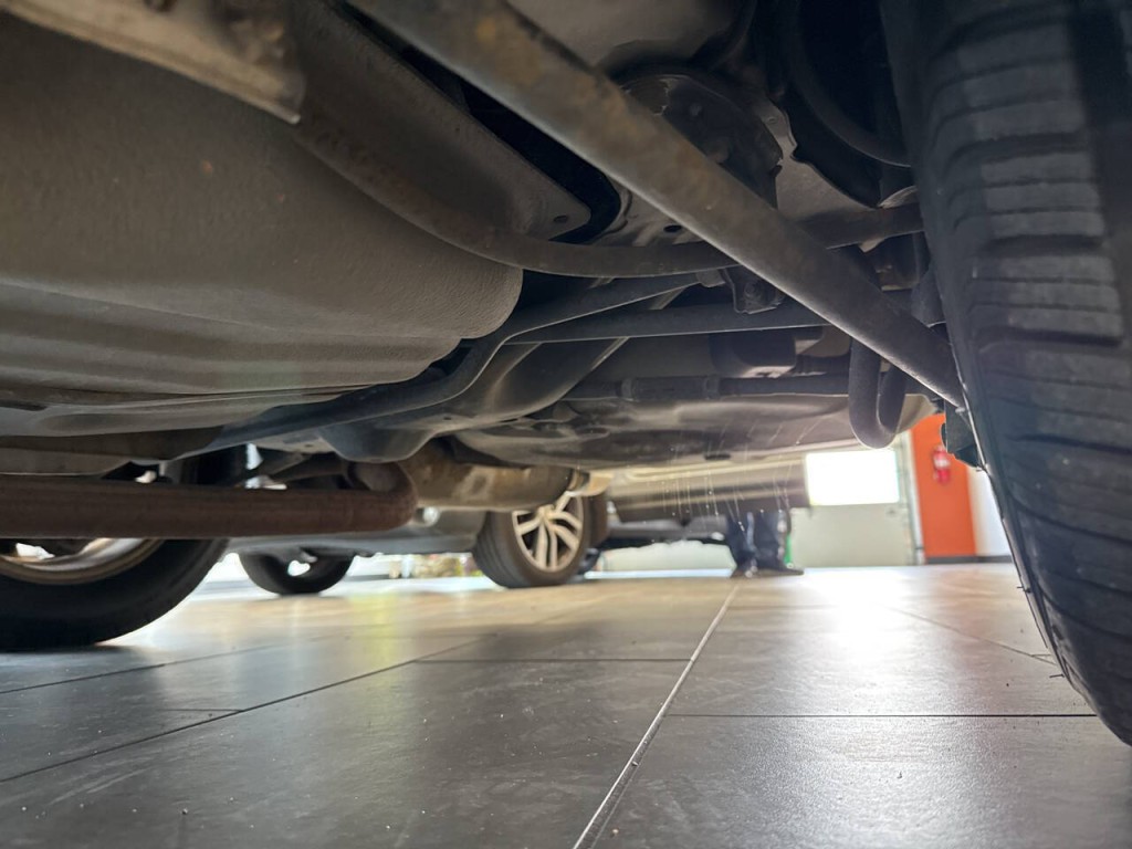 2005 Toyota Camry Image 46