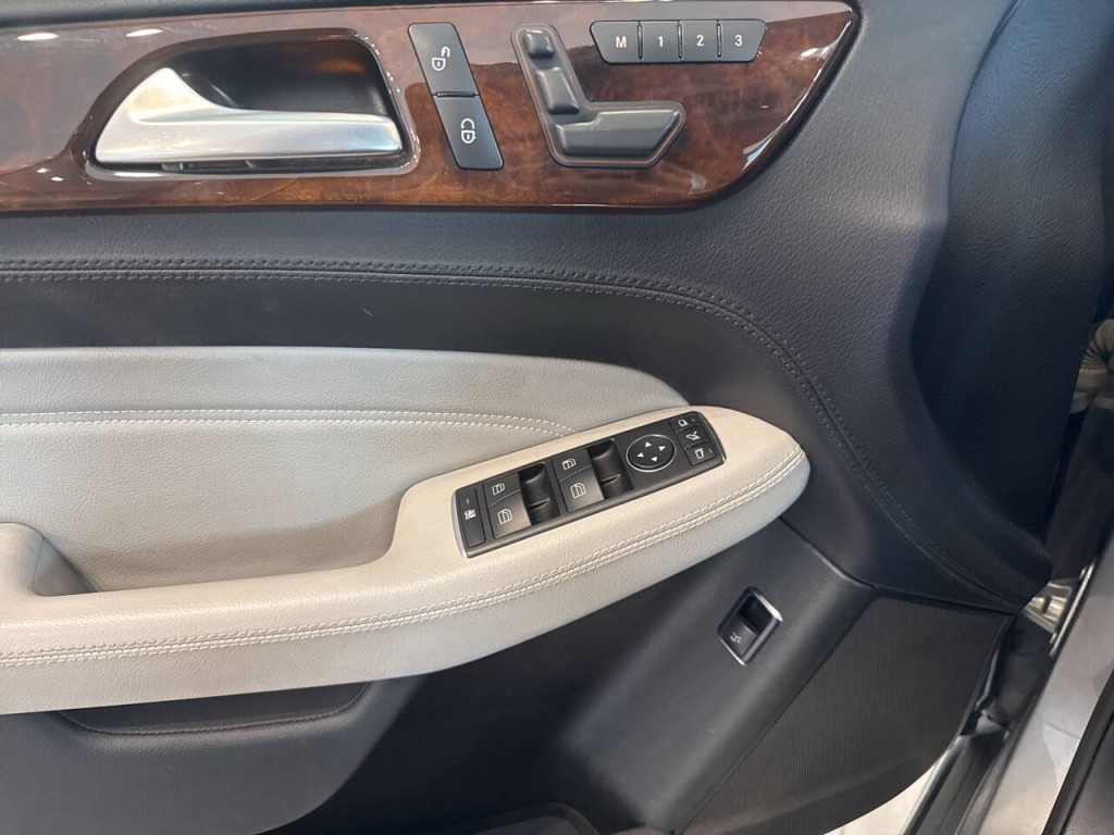 2014 Mercedes-Benz M-Class Image 35