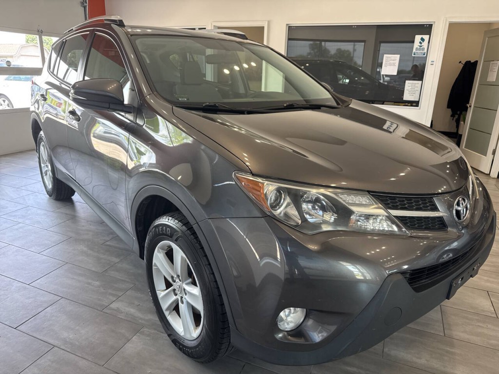 2013 Toyota Rav4 Image 2